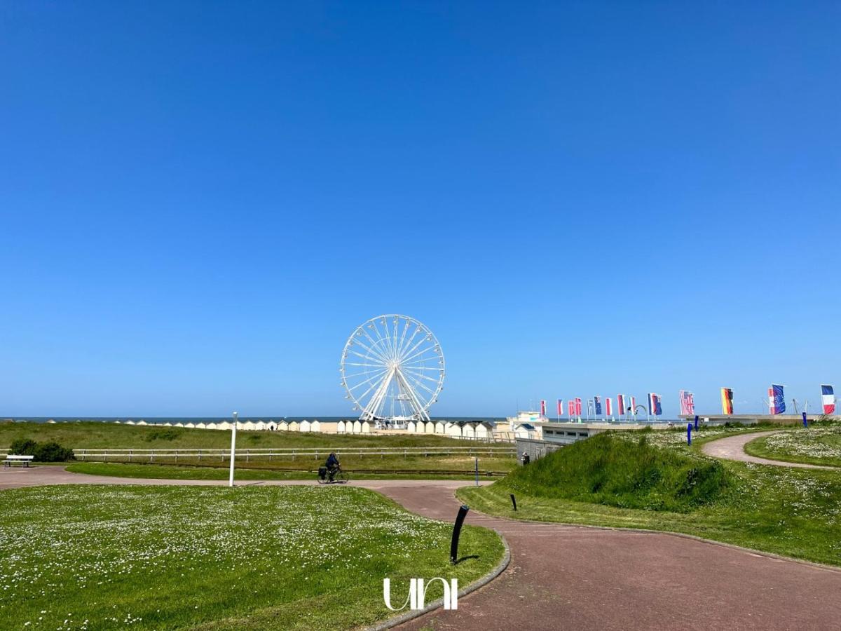 Charmante Maison En Pierre - Centre Ville - Plage Ouistreham Zewnętrze zdjęcie